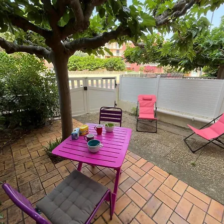 En Rez-de-chaussee Avec Terrasse A 4med301 Apartment *