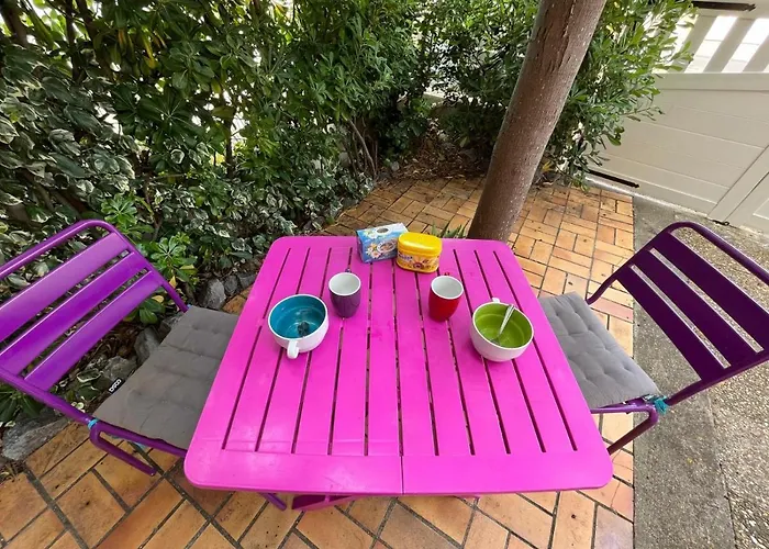 Διαμέρισμα En Rez-de-chaussee Avec Terrasse A 4med301